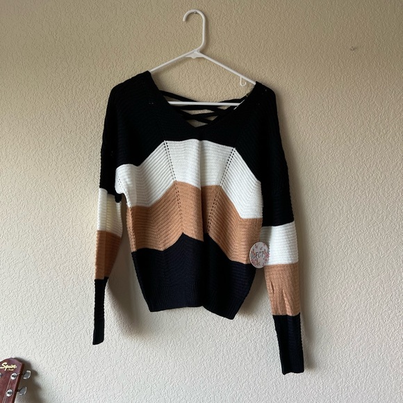 NWT Color block sweater - Picture 1 of 4